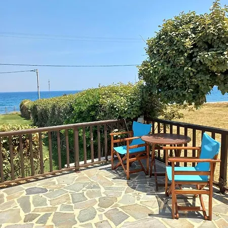 بيت للعطل Dimitra *