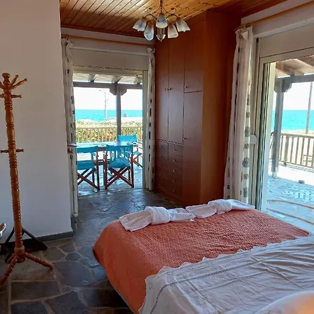 Holiday home Dimitra