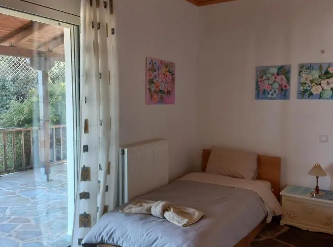 Holiday home Dimitra